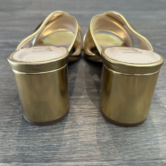 NEW Lulus SZ 8.5 Ybarra Gold High Block Heel Sandals Metallic Vegan Criss Cross - Picture 7 of 10